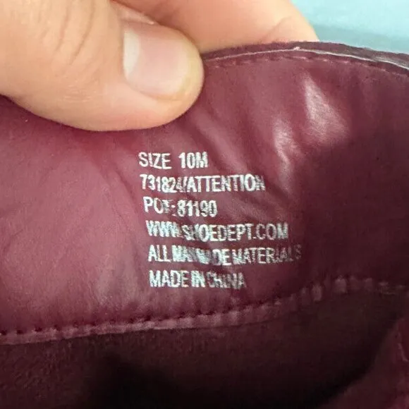 I.D‎ Required Faux Suade Burgandy Boots Sz 10W