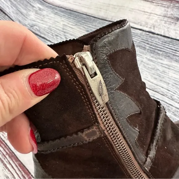 I.N.K. Shoes Vintage Brown Leather and Suede Western Style Booties​