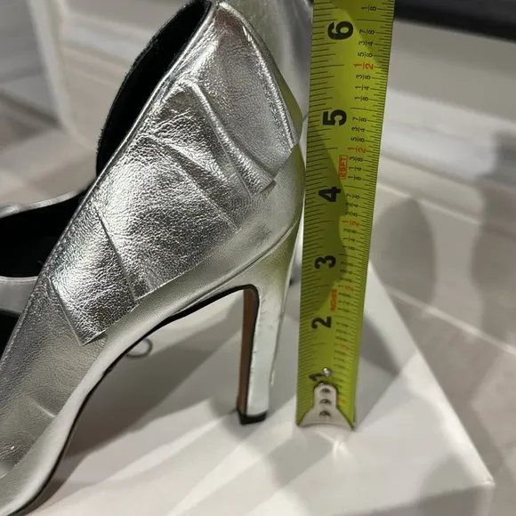 IRO D’Orsay Leather Metallic Silver Ruffle Heel Shoes. Very stylish w/Dust Bag