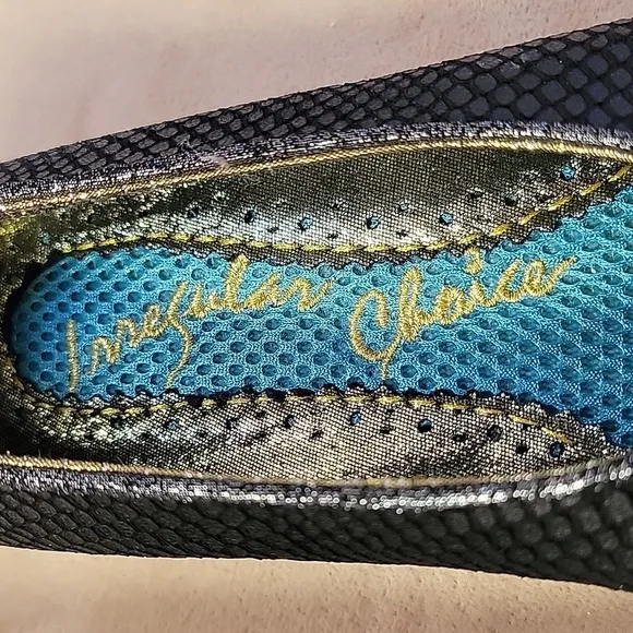 Irregular Choice Black Textured Pointed Toe Tie Front Shoes Size 42 EUC No Box