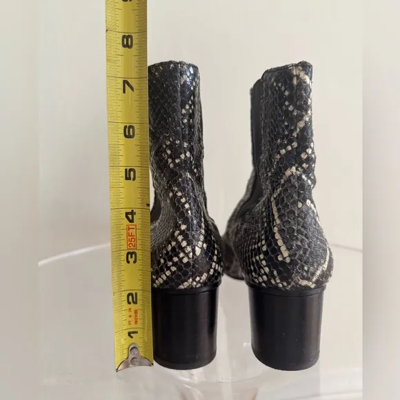 Isabel Marant Snakeskin heeled boots grey 39
