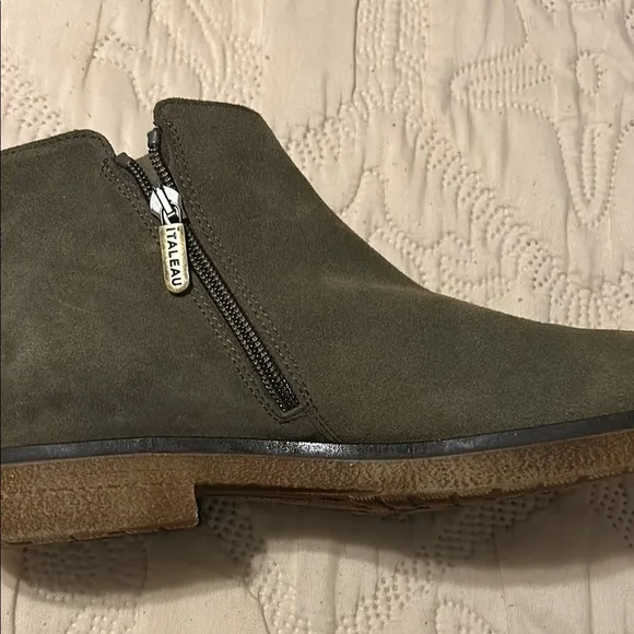 Italeau Foliana Waterproof Women’sOlive Suede Ankle Boots Booties Siz38.5 US 7.5