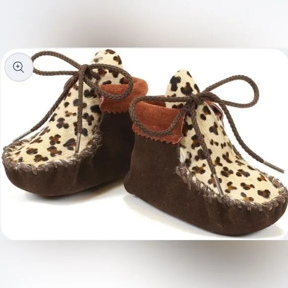 Itasca Leathergoods Baby/Infant Wapsi 'Meow' Leopard Moccasin/Shoes. Large. NWOT