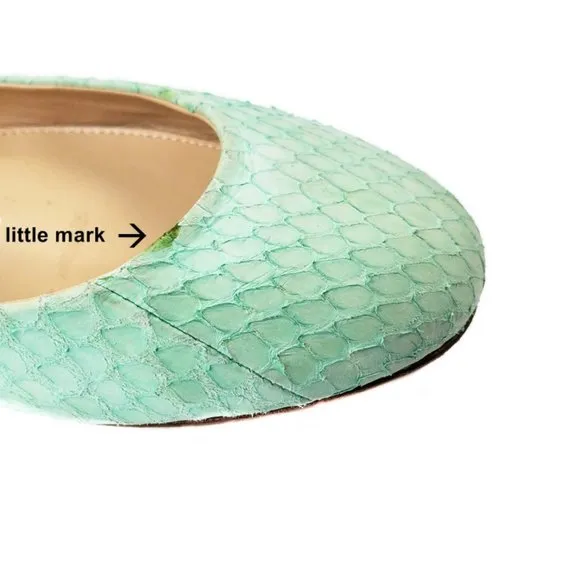 J. CREW Collection Janey snakeskin mint green flats.* Size 7 1/2 *