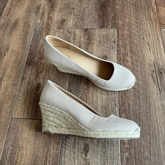 J. Crew factory canvas espadrille wedges size 9.5