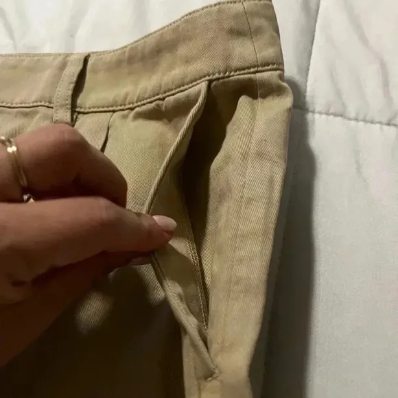 J Crew Shorts Pleated Khaki Chino 4” Inseam NWT Womens Size 16 Cotton