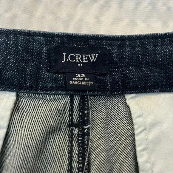 J Crew Trouser Jeans Pleated Strait Leg Blue Denim NWT Women’s Size 32