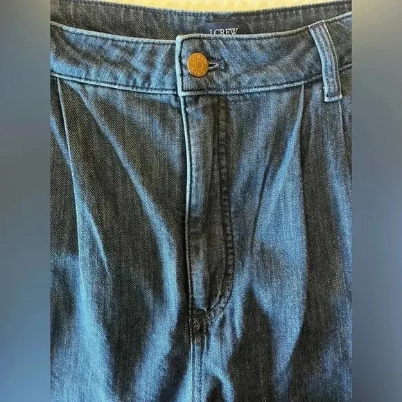 J Crew Trouser Jeans Pleated Strait Leg Blue Denim NWT Women’s Size 32