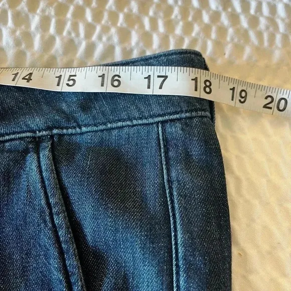 J Crew Trouser Jeans Pleated Strait Leg Blue Denim NWT Women’s Size 32
