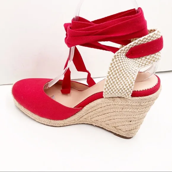 🆕{J. Crew} Vintage Red Round-Toe Canvas Espadrille Wedges