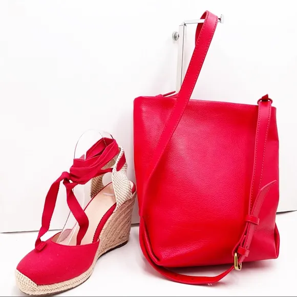🆕{J. Crew} Vintage Red Round-Toe Canvas Espadrille Wedges