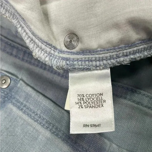 J Jill Jeans Cropped Authentic Fit Oxford Wash NWT Size 28 Raw Hem Elastic Waist