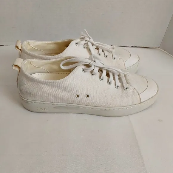 JAK Glove White. Shoes