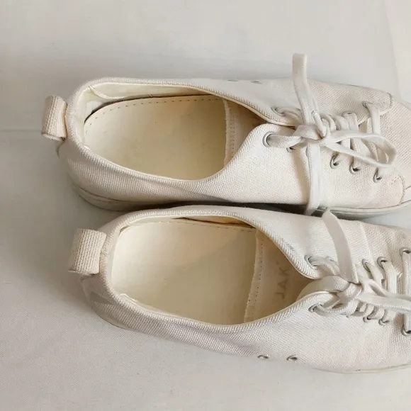 JAK Glove White. Shoes
