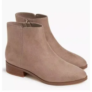 J.CREW Sueded Flat Ankle Boots Size 9 Grey NIB Fall Modern Preppy Casual