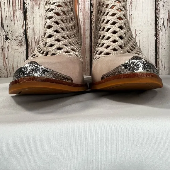 Jeffery Campbell Anthropologie Cromwell Leather Cutout Booties Ankle Boots SZ 8
