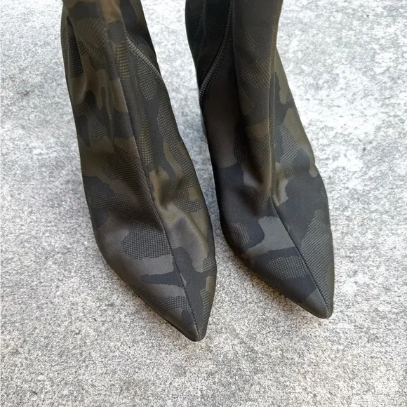 Jeffrey Campbell Camouflage Black Green Siren Boots/Booties 9 Pointed Toe Camo