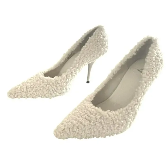 Jeffrey Campbell Ivory Sherpa Textured Heels Pump Shoes Size 8