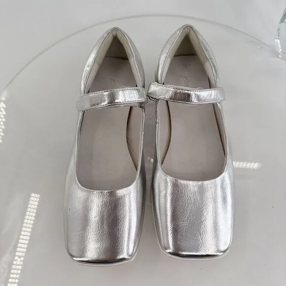 Jeffrey Campbell Coppelia Mary Jane Flats Womens 7.5 Silver Metallic Leather