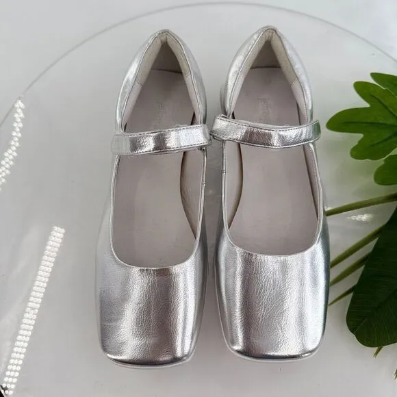 Jeffrey Campbell Coppelia Mary Jane Flats Womens 7.5 Silver Metallic Leather