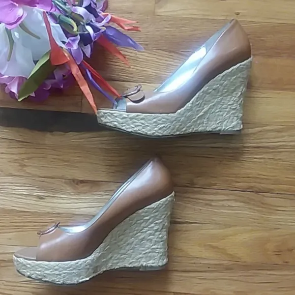 Jessica Simpson Goldie Espadrille Wedges Size 10