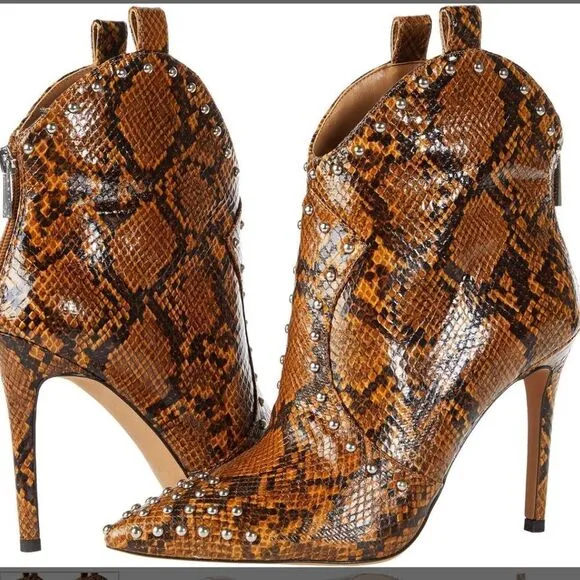 Jessica Simpson Pixillez 3 Wester Heeled Faux Snakeskin Boots