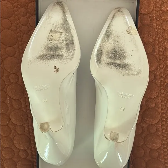 Jil Sander White Heels Elegant Pointed-Toe Design
