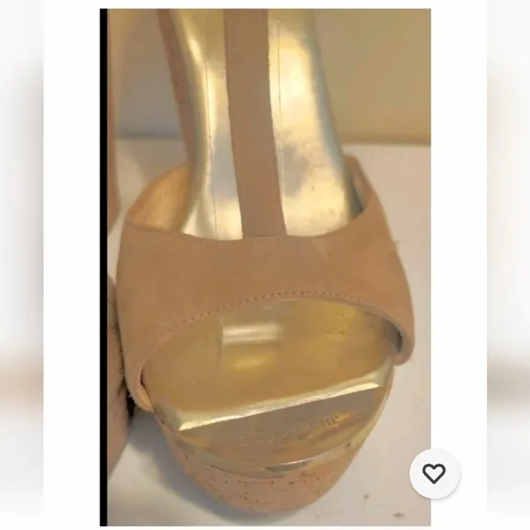 Jimmy Choo &quot;Pela&quot; Beige Suede T-Strap Cork Wedges Size 8.5/39.5 Ret.$495
