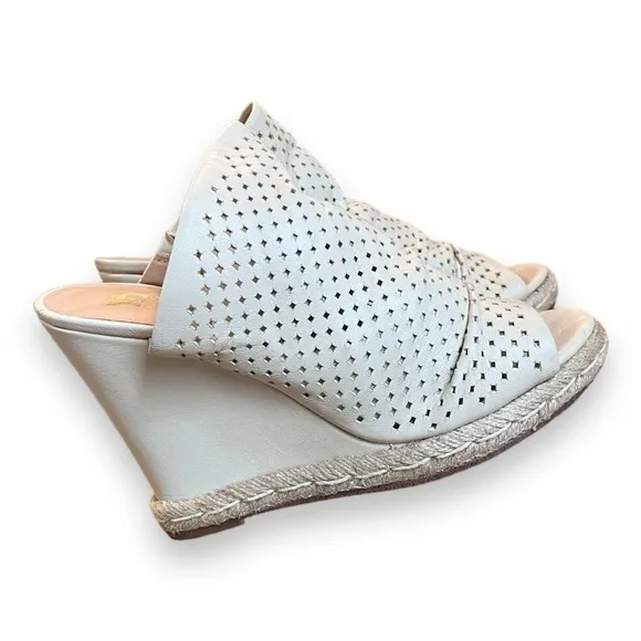 Joe’s Jeans Bone/Taupe Karlton Espadrille Leather peep toe wedges