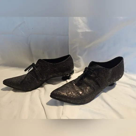 John Fluevog Lenearis Firefly Size 7