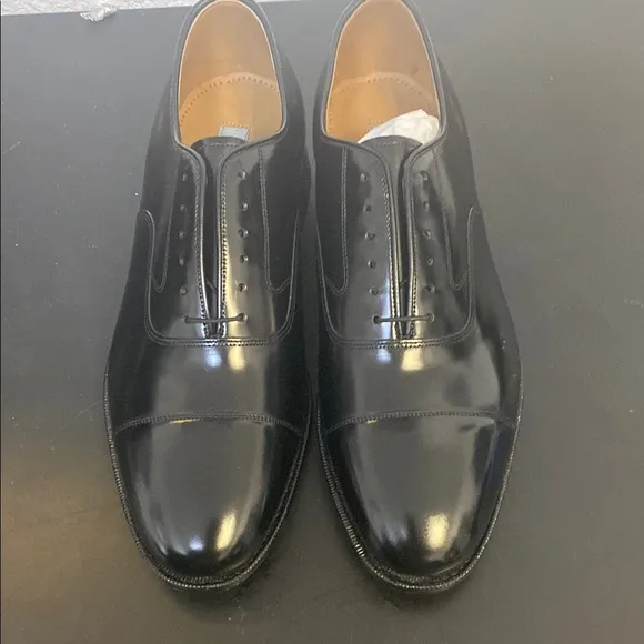 Johnson &amp; Murphy size 11 brand new