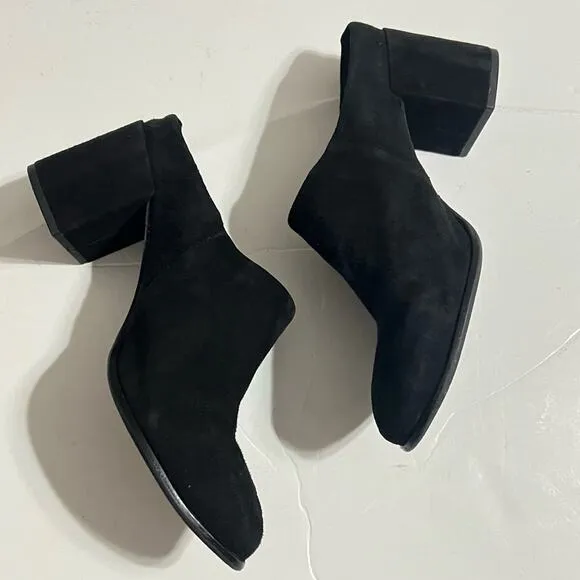 Johnston &amp; Murphy Black Suede Mule Size 9