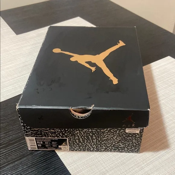 Jordan 3 Black and Gold Sneakers men’s size 10