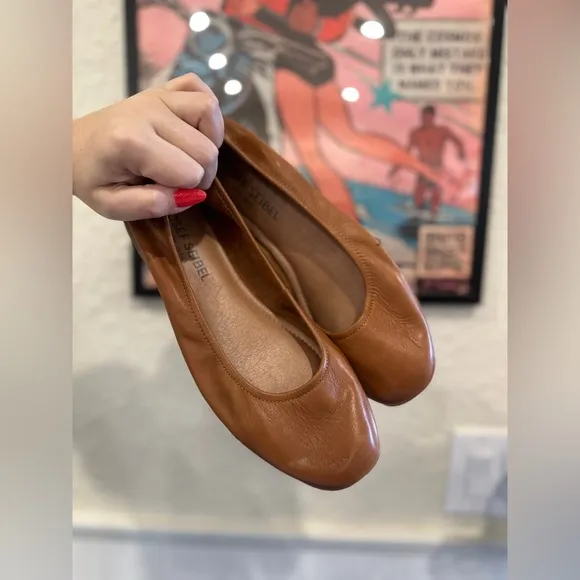 Josef Seibel Brown Leather Flats Women’s 7/7.5 Camel Brown