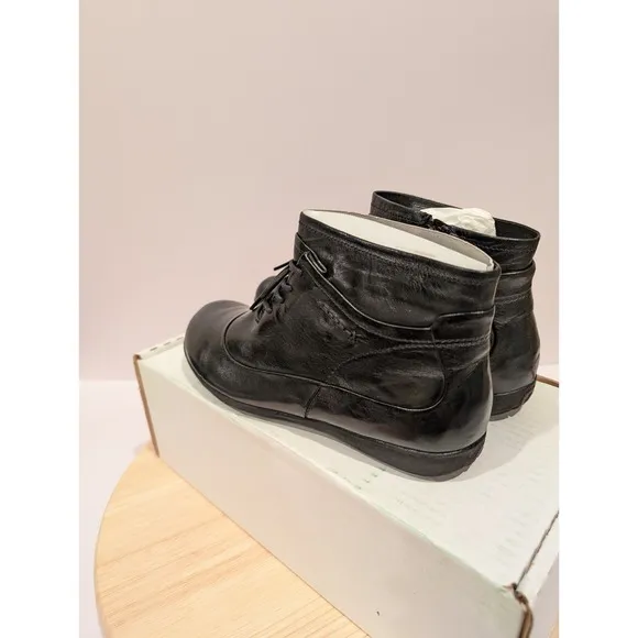 Josef Seibel Naly 9 Leather Lace Up Ankle Chukka Boots Womens 6-6.5 Black New