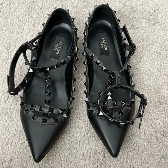 Kaitlyn Pan Black Leather Rock Studded Pointy Flats Size 8.5