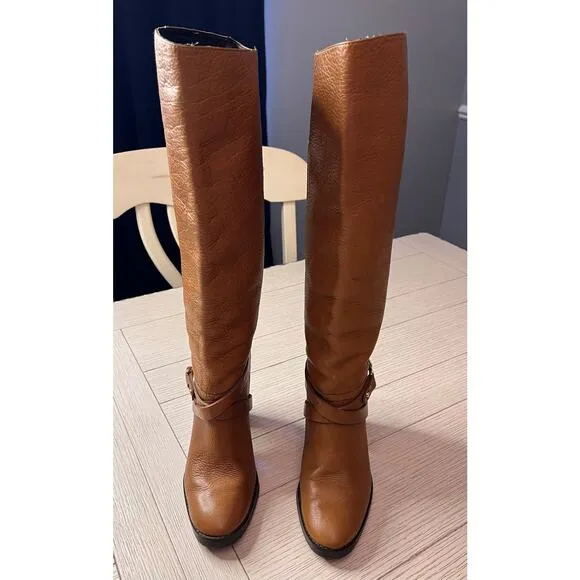 Kate Spade 3.5&quot; heeled tall leather‎ pull on boots w/ gold chain. Cognac brown.