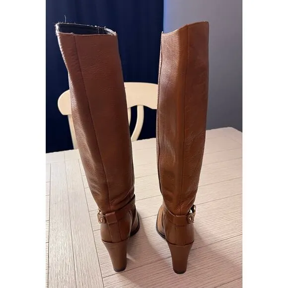 Kate Spade 3.5&quot; heeled tall leather‎ pull on boots w/ gold chain. Cognac brown.