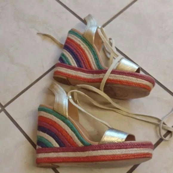 Kate Spade Daisy Wedges Rainbow Espadrille Heel lace up metallic gold size 10