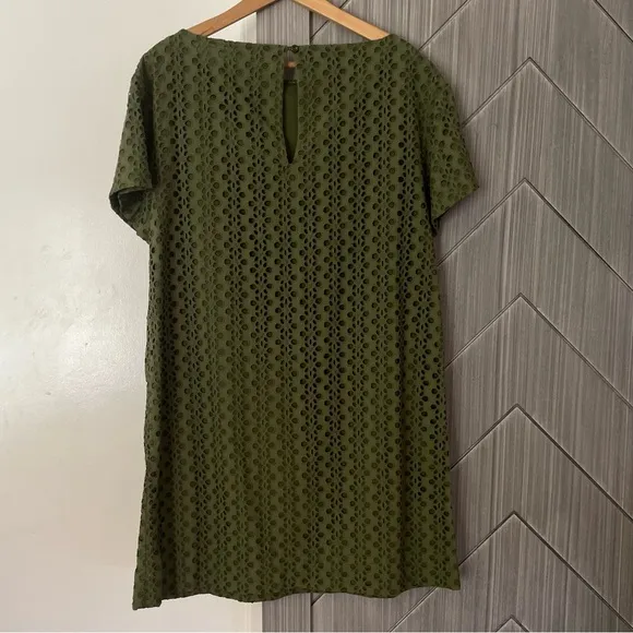 KATE SPADE Forest Green Eyelet Shift Dress (lined) 100% Cotton Size: 14