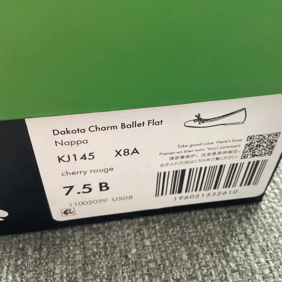 kate spade new york Women's Dakota Charm Ballet Flats, size 7.5