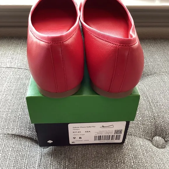 kate spade new york Women's Dakota Charm Ballet Flats, size 9
