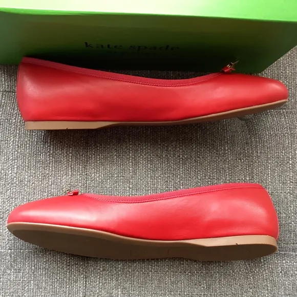 kate spade new york Women's Dakota Charm Ballet Flats, size 9