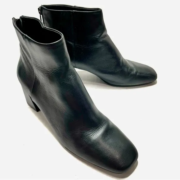 Kenneth Cole Black Leather Heeled Ankle Boots
