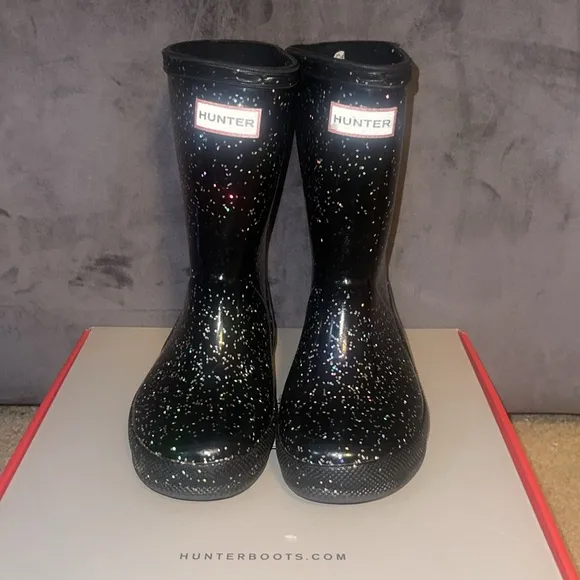 Kids First Giant Glitter Hunter Rain Boots