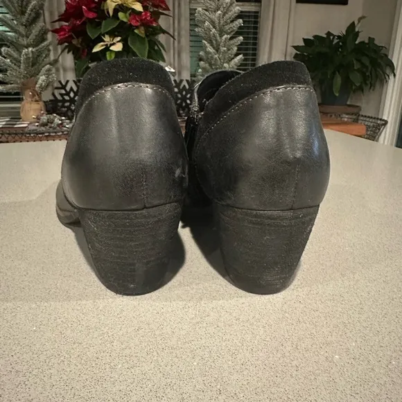 Kirk-Ease Leather Heeled Ankle Boots