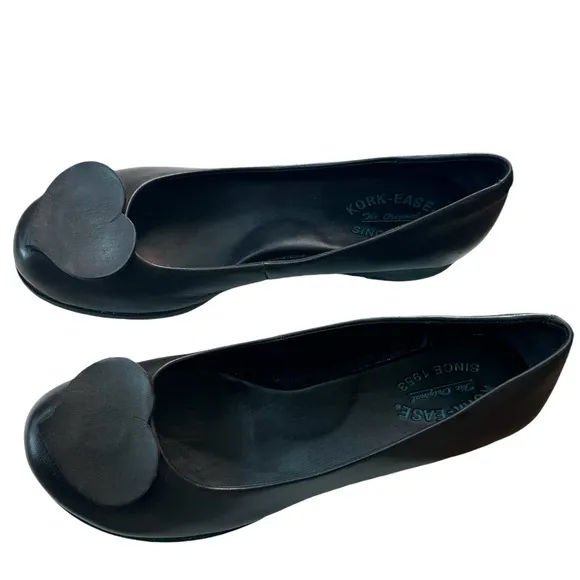 Kork-Ease Cruz Heart Leather Ballet Flats: Black size 10