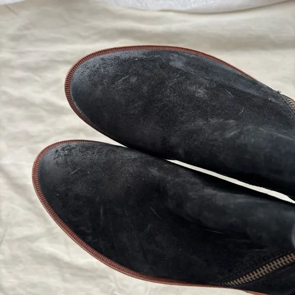 Kork Ease Riley Ankle Black Distressed Flat Booties Women’s Size 6M