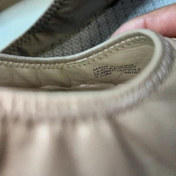 Kors Michael Kors Nude Leather Ballet flats size 91/2