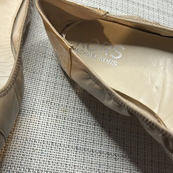 Kors Michael Kors Nude Leather Ballet flats size 91/2